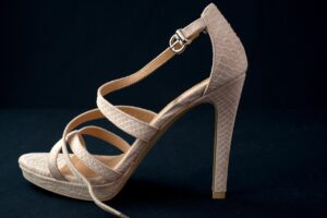 冠婚葬祭に最適な痛くない黒パンプスはどれ？