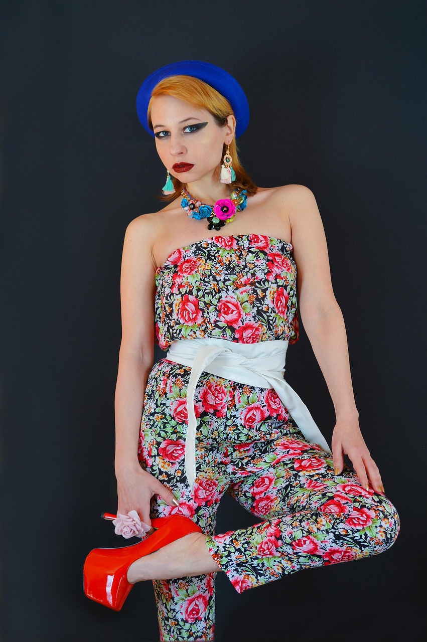 ローヒールの痛くないパンプスを選ぶポイントは？