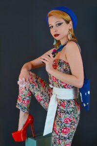 太ヒールの痛くないパンプスはどこで買える？