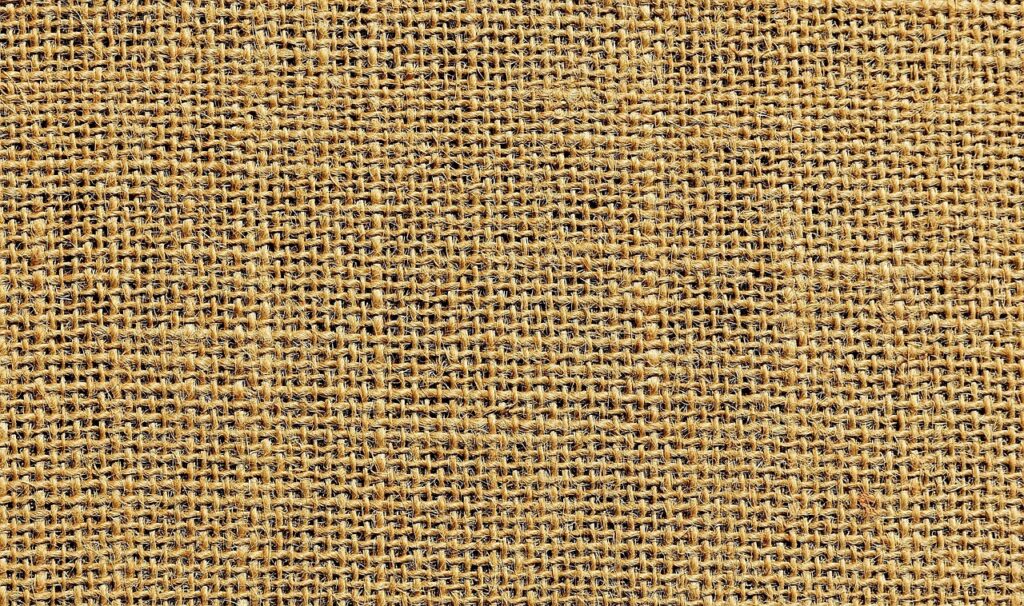 ベージュのパンプスで痛くない通勤スタイルは？