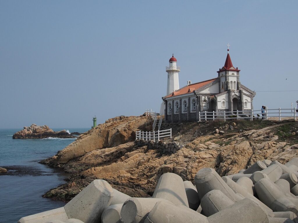 長時間履いても痛くないパンプスの選び方は？